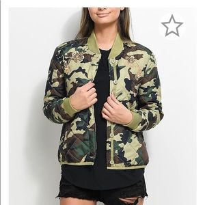 OBEY Mercy Camo Jacket sz Medium Quited Button Front Embroidered Floral $139 NEW